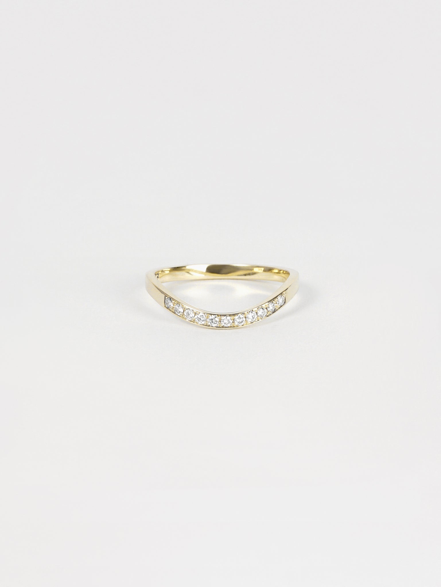 CURVE DIAMOND RING